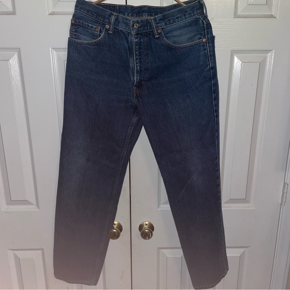 Men’s Levi’s blue jeans W34 L32 excellent condition!